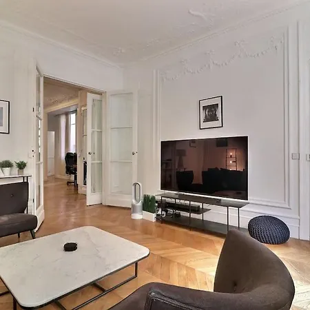Appartamento Luxury 3 Bedrooms Near Champs Elysees